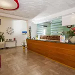 Hotel Sofia 3*
